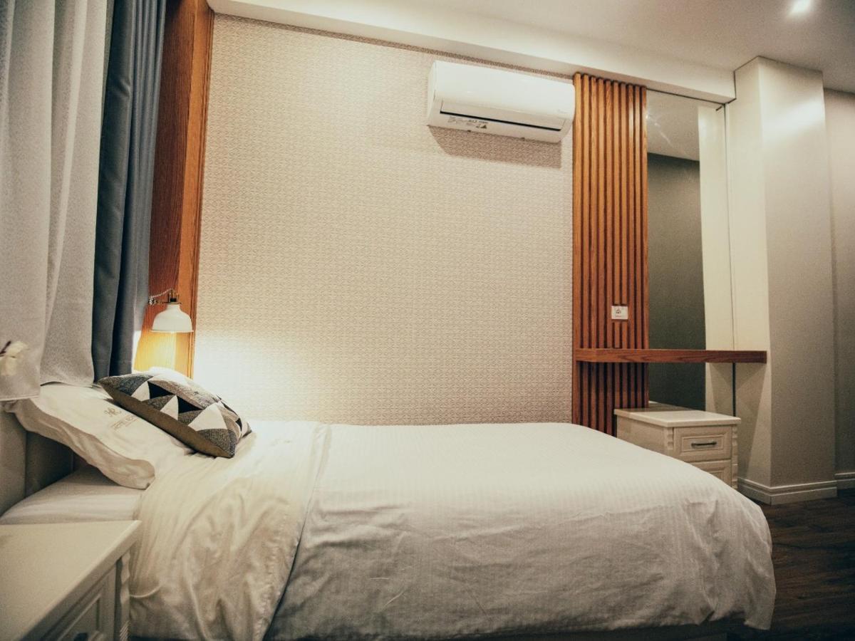 Hotel Romeo Korce Ngoại thất bức ảnh