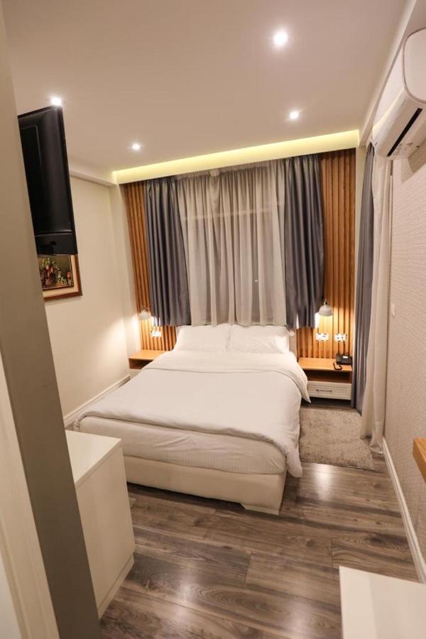 Hotel Romeo Korce Ngoại thất bức ảnh
